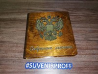 Деревянная шкатулка с гибкой крышкой для коллекционирования монет лакированная-1